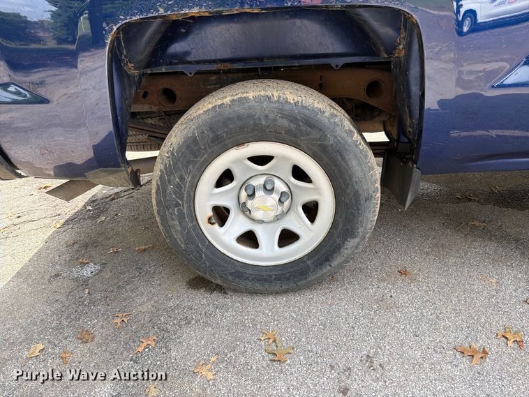 image for item FT6292 2014 Chevrolet Silverado 1500 Ext. Cab pickup truck