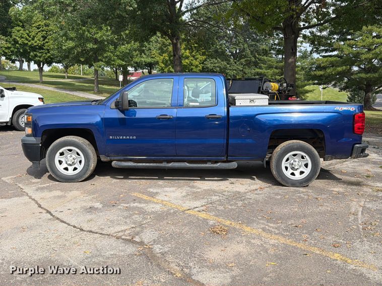 image for item FT6293 2014 Chevrolet Silverado 1500 Ext. Cab pickup truck
