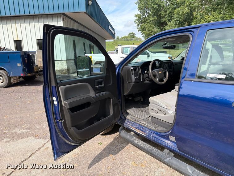 image for item FT6293 2014 Chevrolet Silverado 1500 Ext. Cab pickup truck