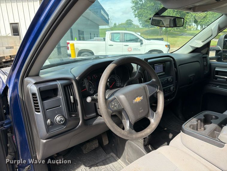 image for item FT6293 2014 Chevrolet Silverado 1500 Ext. Cab pickup truck