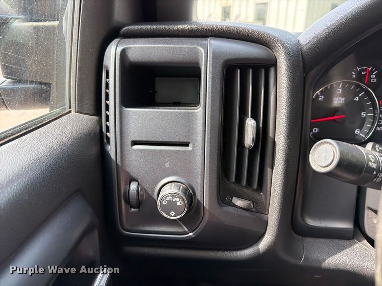 image for item FT6293 2014 Chevrolet Silverado 1500 Ext. Cab pickup truck