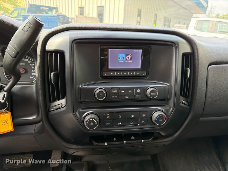 image for item FT6293 2014 Chevrolet Silverado 1500 Ext. Cab pickup truck