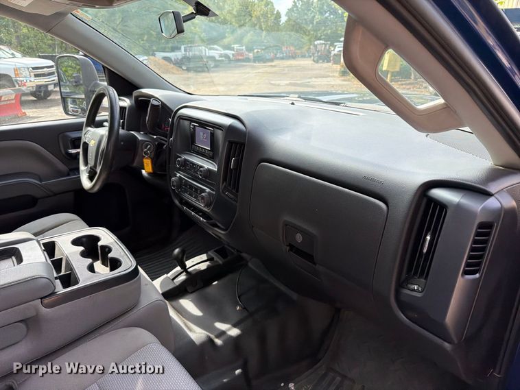 image for item FT6293 2014 Chevrolet Silverado 1500 Ext. Cab pickup truck