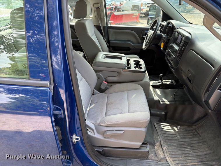 image for item FT6293 2014 Chevrolet Silverado 1500 Ext. Cab pickup truck
