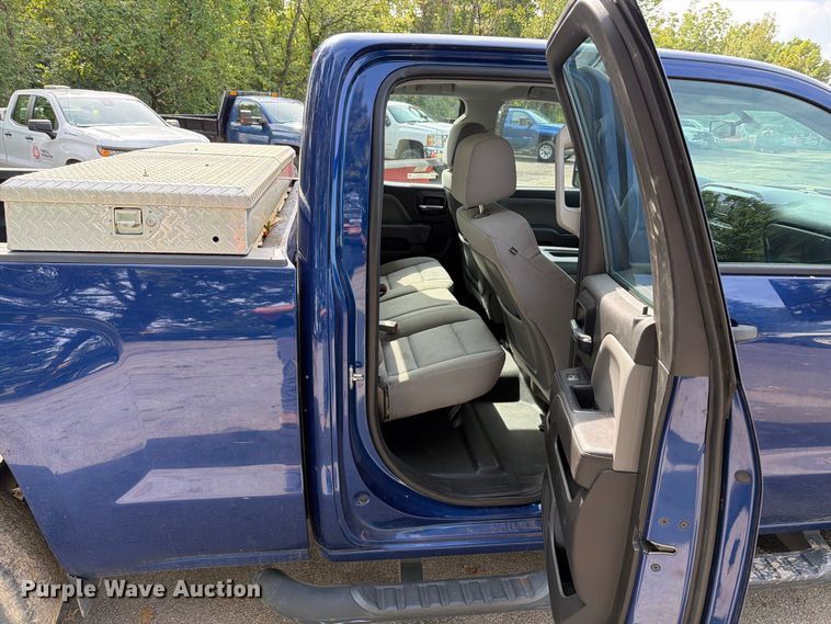 image for item FT6293 2014 Chevrolet Silverado 1500 Ext. Cab pickup truck