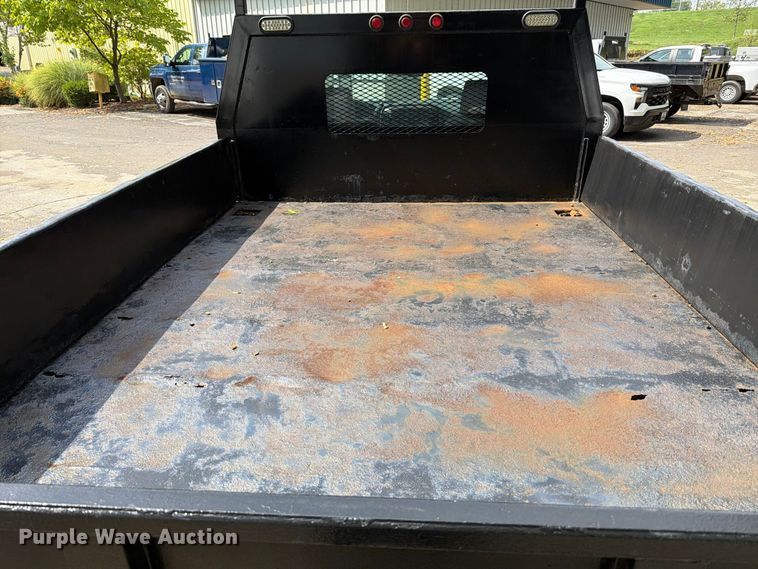image for item FT6297 2015 Chevrolet Silverado 3500HD flatbed pickup truck