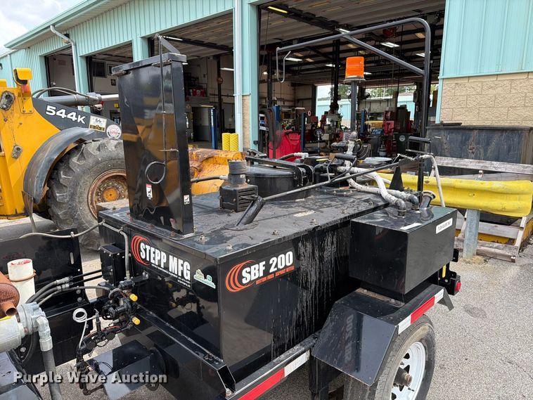 image for item FT6299 2016 Stepp SBF-200 pothole patcher