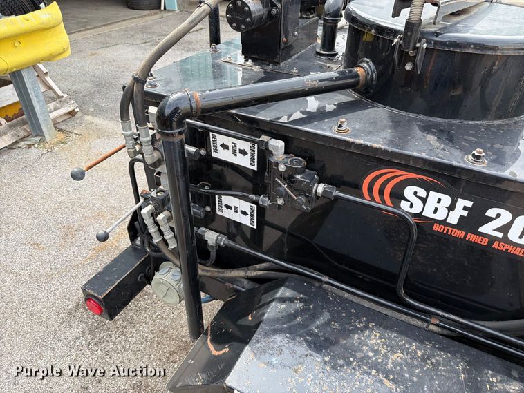 image for item FT6299 2016 Stepp SBF-200 pothole patcher