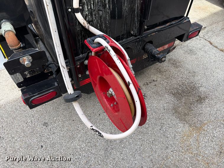 image for item FT6299 2016 Stepp SBF-200 pothole patcher