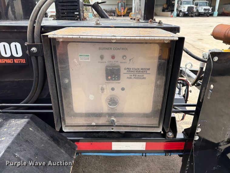 image for item FT6299 2016 Stepp SBF-200 pothole patcher