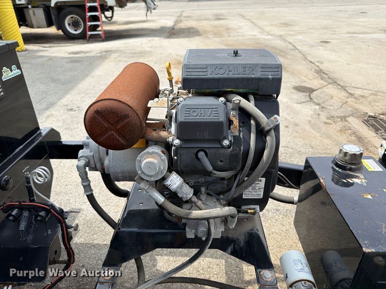 image for item FT6299 2016 Stepp SBF-200 pothole patcher