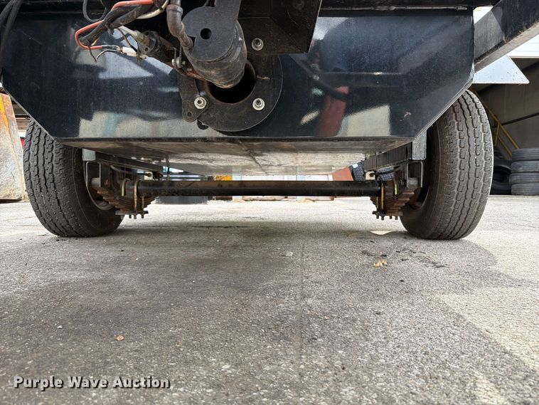 image for item FT6299 2016 Stepp SBF-200 pothole patcher