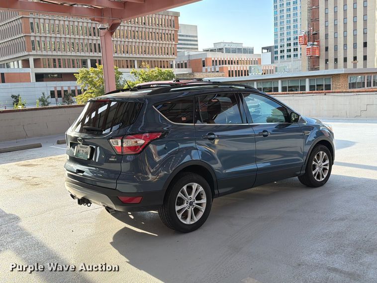 image for item FT6303 2018 Ford Escape SE SUV