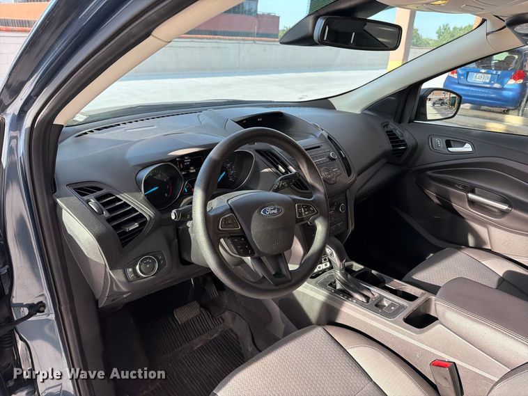 image for item FT6303 2018 Ford Escape SE SUV