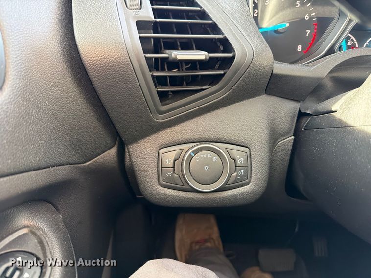 image for item FT6303 2018 Ford Escape SE SUV