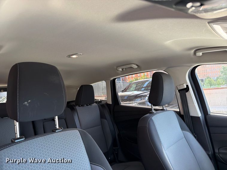 image for item FT6303 2018 Ford Escape SE SUV