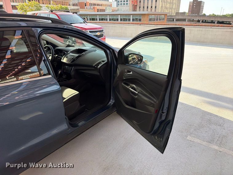 image for item FT6303 2018 Ford Escape SE SUV