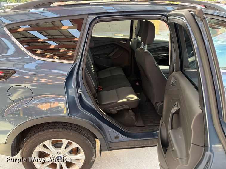 image for item FT6303 2018 Ford Escape SE SUV