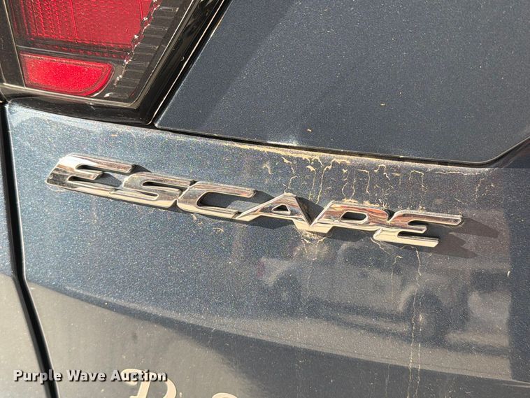 image for item FT6303 2018 Ford Escape SE SUV