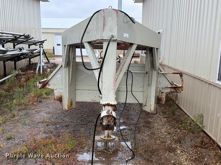 image for item FT6712 1975 Six JW equipment trailer