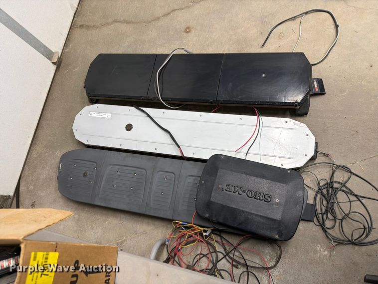 image for item FT6716 (4) light bars
