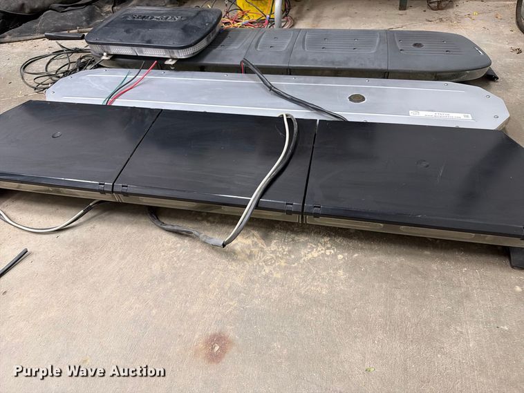 image for item FT6716 (4) light bars