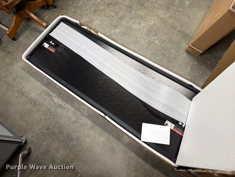 image for item FT6717 (2) bed covers