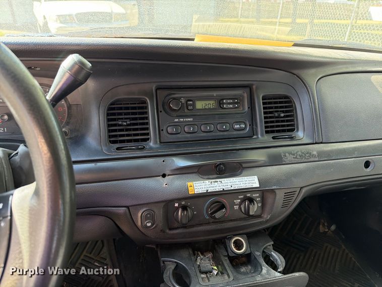 image for item FT6720 2008 Ford Crown Victoria Police Interceptor 