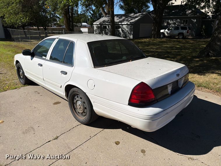 image for item FT6721 2009 Ford Crown Victoria Police Interceptor 