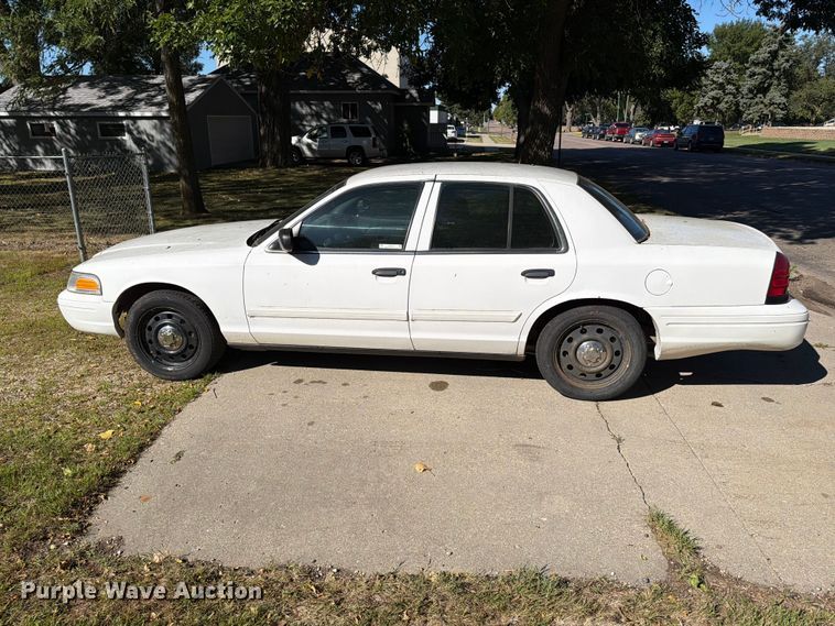 image for item FT6721 2009 Ford Crown Victoria Police Interceptor 