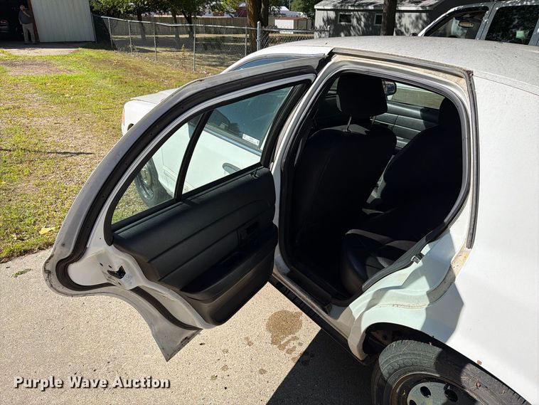 image for item FT6721 2009 Ford Crown Victoria Police Interceptor 