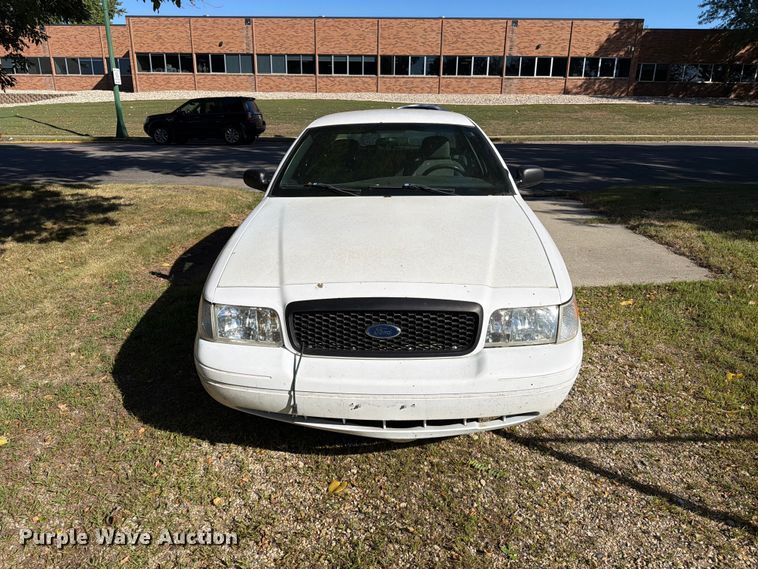 image for item FT6722 2006 Ford Crown Victoria Police Interceptor 