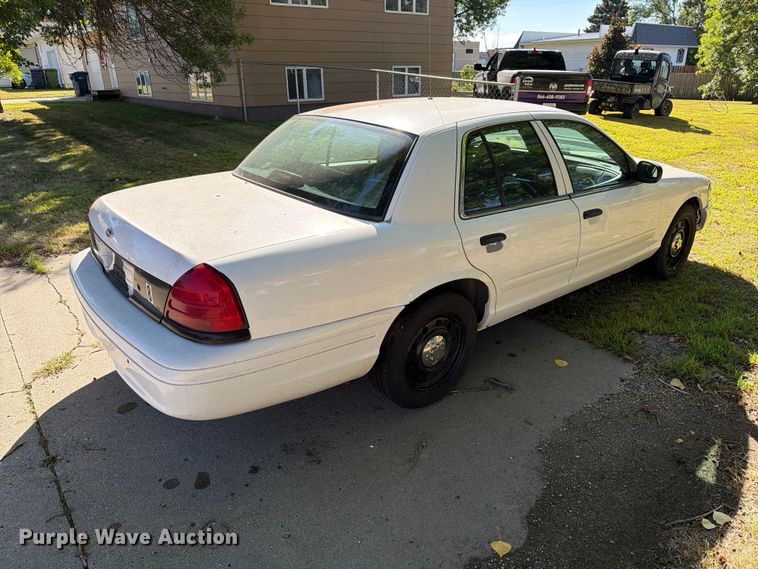 image for item FT6722 2006 Ford Crown Victoria Police Interceptor 