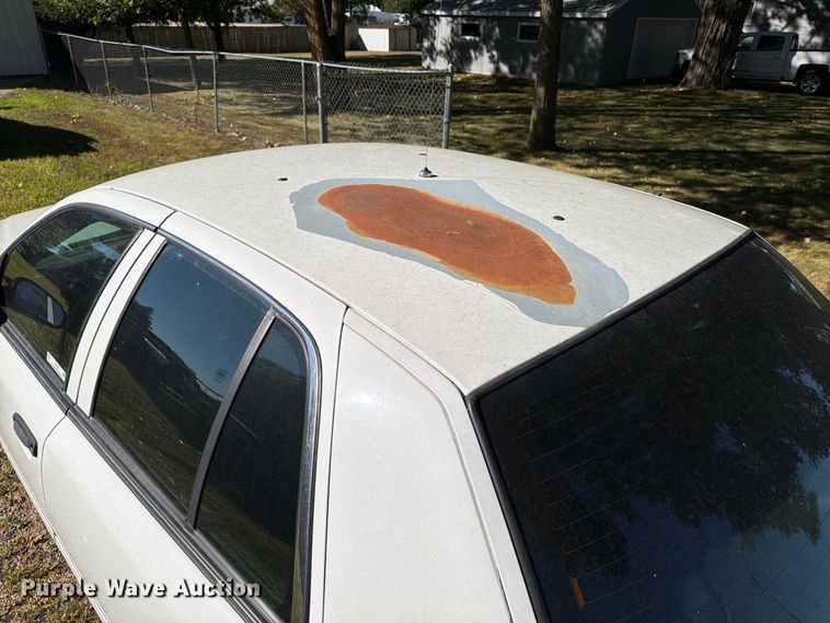 image for item FT6722 2006 Ford Crown Victoria Police Interceptor 