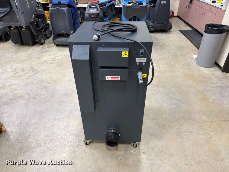 image for item FT6723 BOFA AD1000 IQ fume extractor