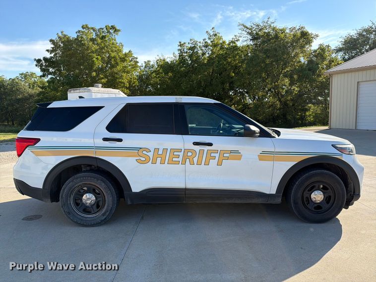 image for item FT8018 2022 Ford Explorer Police Interceptor SUV