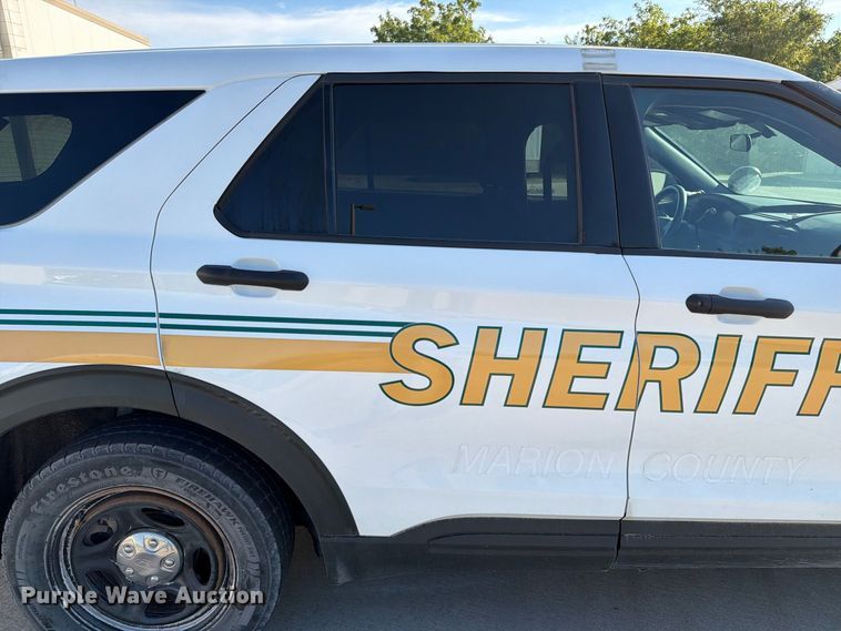 image for item FT8018 2022 Ford Explorer Police Interceptor SUV