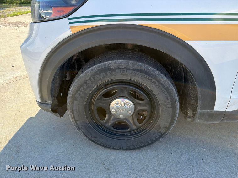 image for item FT8018 2022 Ford Explorer Police Interceptor SUV