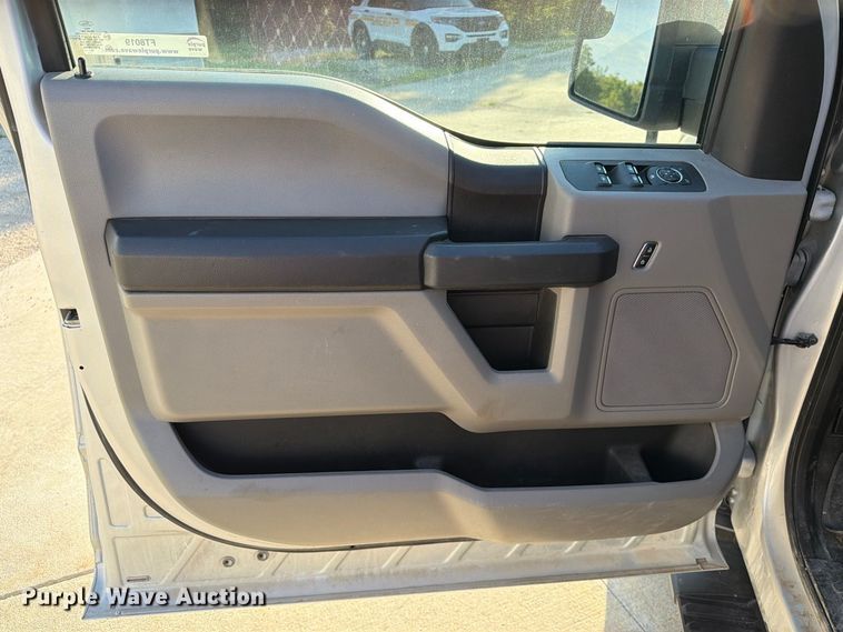 image for item FT8019 2018 Ford F150 Police Interceptor Crew Cab pickup truck