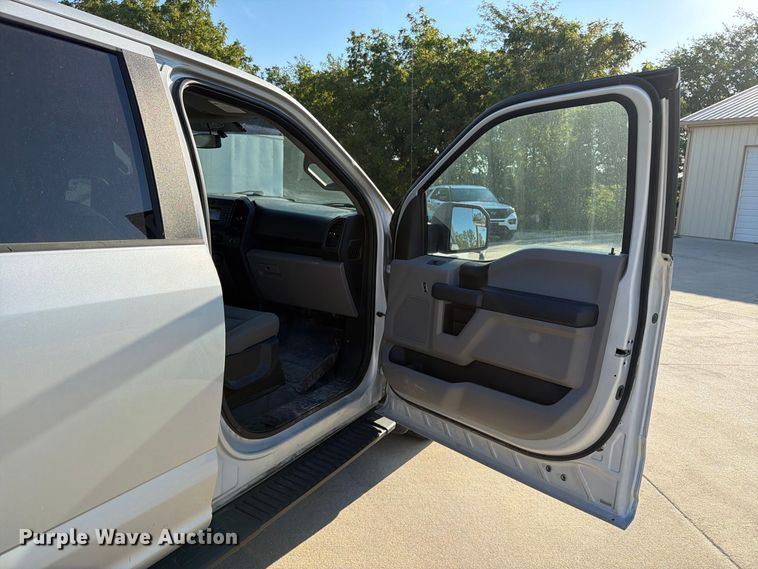 image for item FT8019 2018 Ford F150 Police Interceptor Crew Cab pickup truck