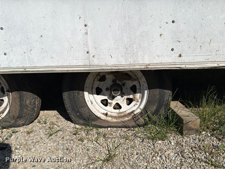 image for item FT8020 2002 United Express line enclosed cargo trailer