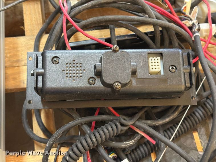 image for item FT8024 Kenwood two way radios