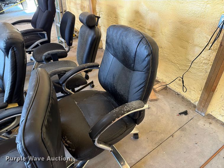image for item FT8025 Office Furniture