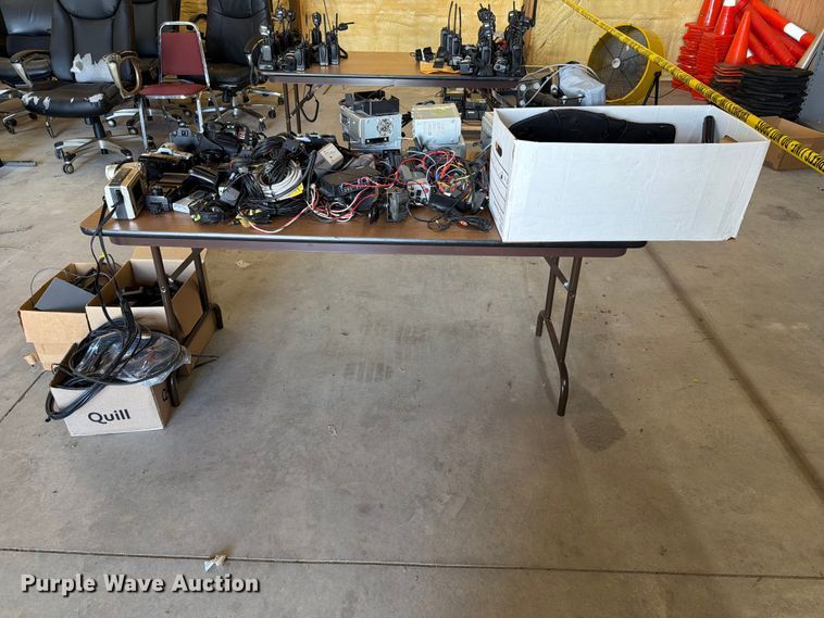 image for item FT8029 Assorted Cameras and Electronics