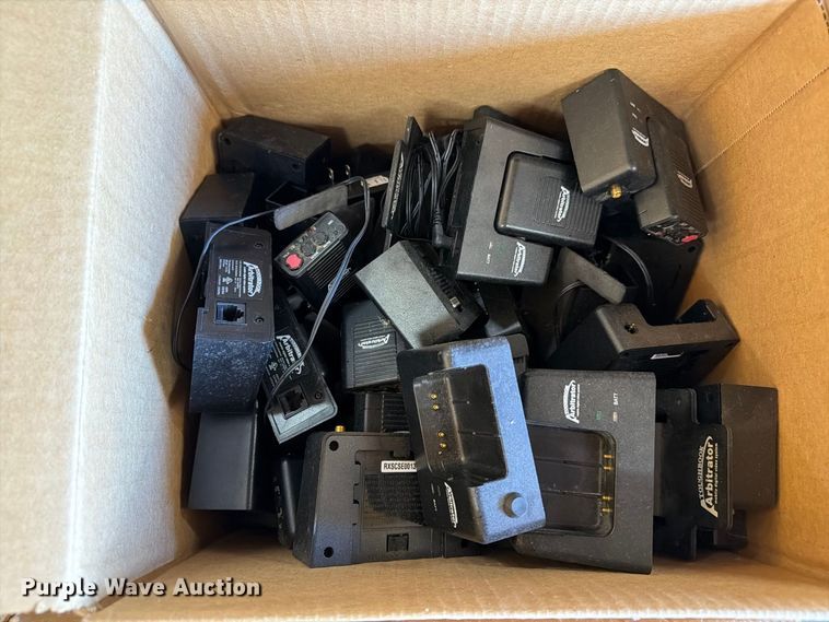 image for item FT8029 Assorted Cameras and Electronics