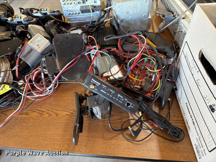 image for item FT8029 Assorted Cameras and Electronics