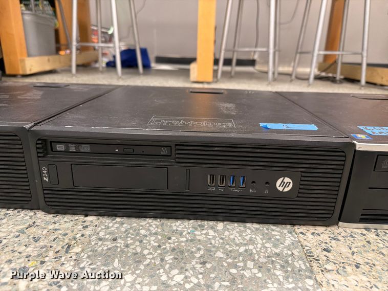image for item FT8030 (4) computers