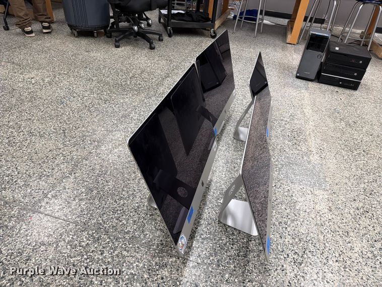 image for item FT8031 (4) Apple all-in-one desktop computers