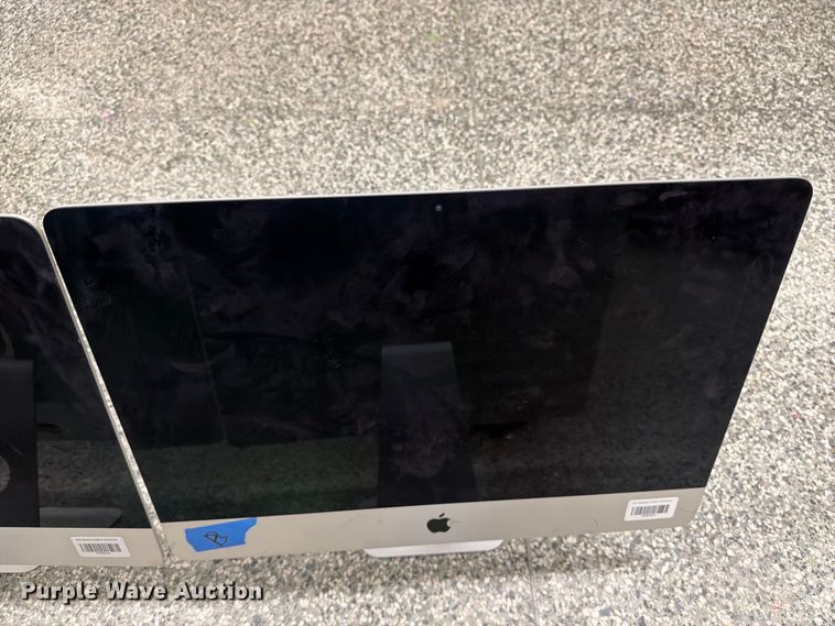 image for item FT8033 (4) Apple all-in-one desktop computers