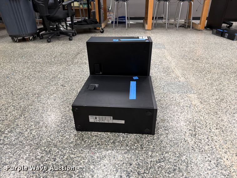image for item FT8034 (4) HP computers